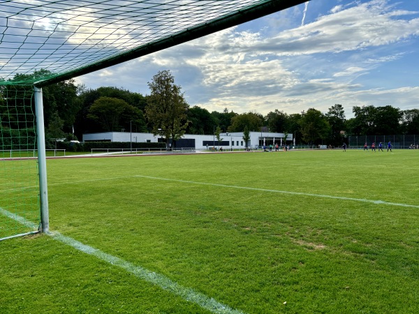 Bezirkssportanlage Surheimer Weg - München-Sendling