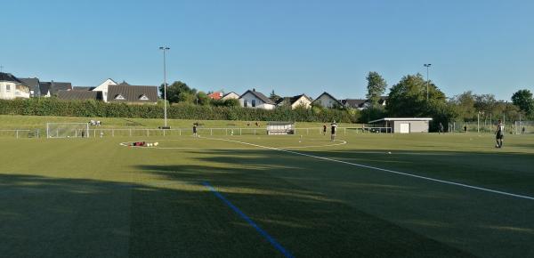 Sportplatz am Bürgerhaus - Thomm