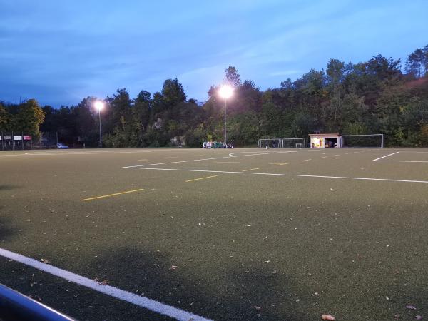 Sportplatz Auf der Burg - Walheim