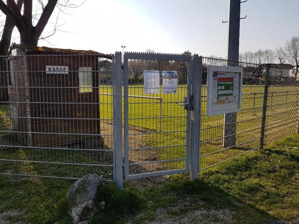 Sportplatz Edelweißstraße - Bad Nauheim-Schwalheim