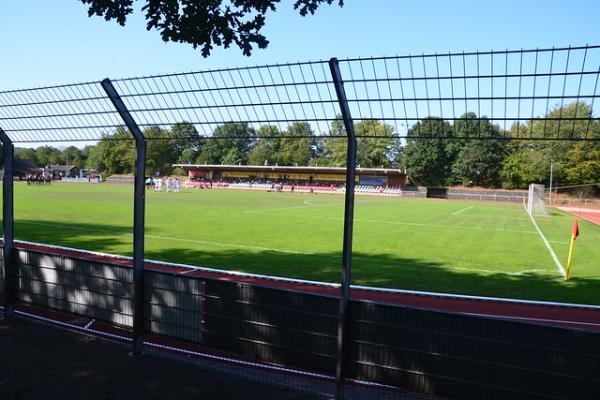 Stadion im Anton-Klein-Sportpark - Hennef/Sieg