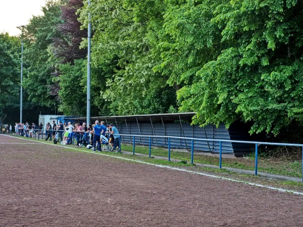 Sportplatz Wiesbadener Straße - Duisburg-Obermeiderich