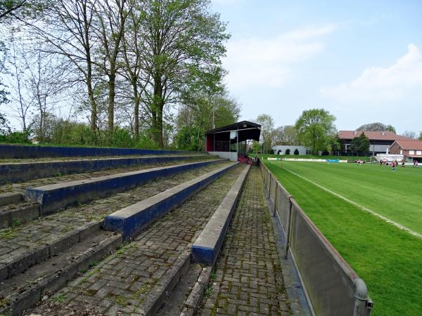 Bürgermeister-Elsen-Stadion - Bösel