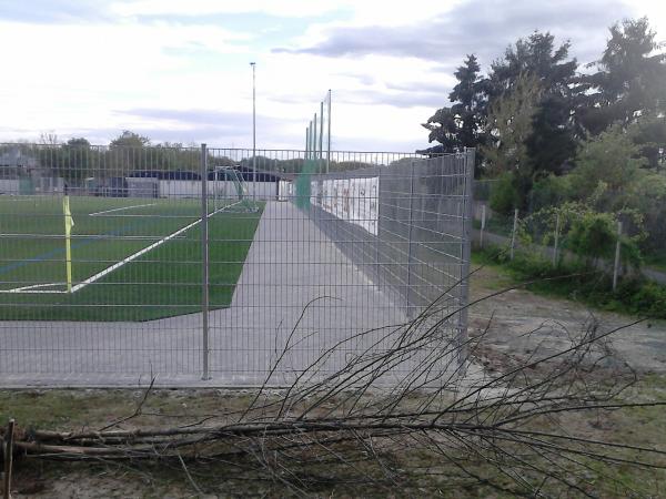 Sportfeld Pfingstweide 2 - Gießen-Klein-Linden