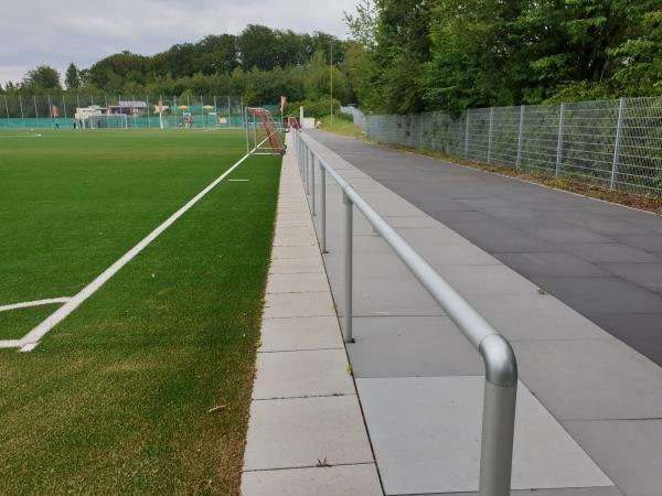 Klein Elektrotechnik Arena an der Erdenburg - Bergisch Gladbach-Moitzfeld