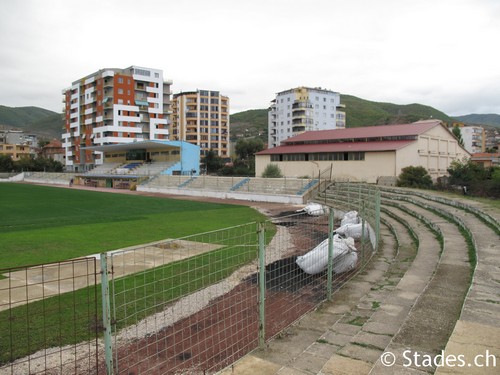 Stadiumi Gjorgji Kyçyku - Pogradec