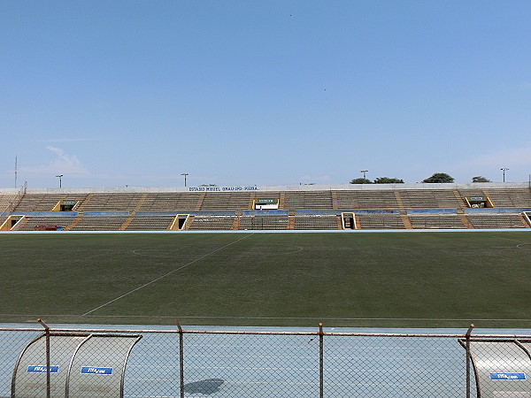 Estadio Miguel Grau de Piura - Piura