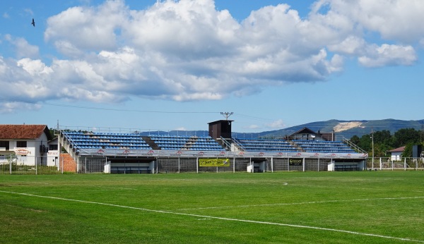 Fudbalski stadion Omarska - Omarska