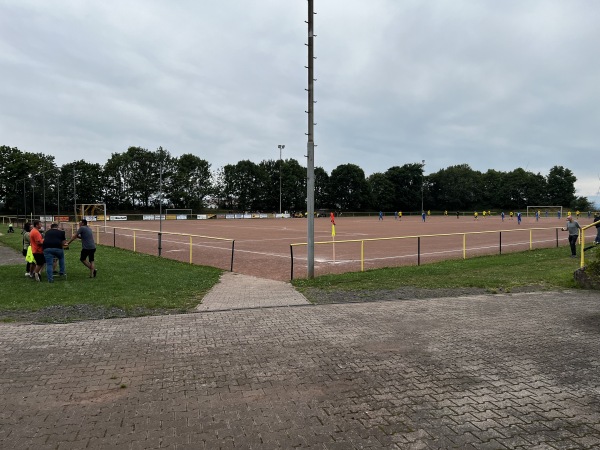 Sportplatz an der L405 - Kriegsfeld
