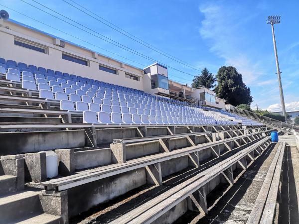 Alter Zustand (ohne Tribünendach)