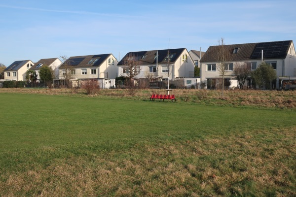 Sportanlage International School of Düsseldorf Platz 3 - Düsseldorf-Lohausen