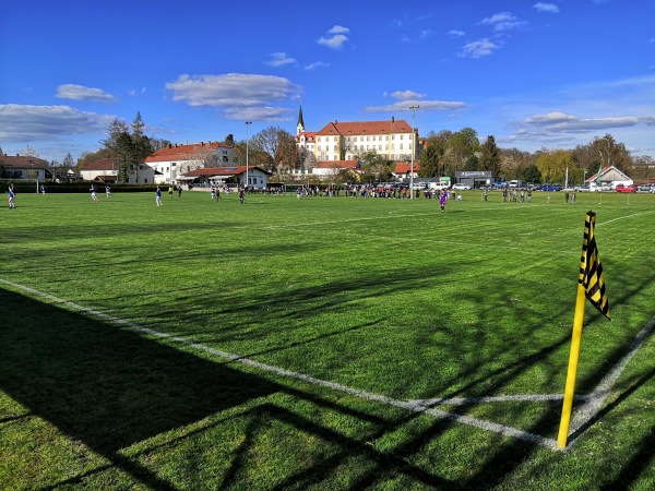 Sportplatz Zangberg - Zangberg