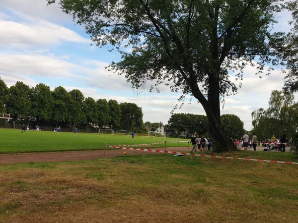 Bezirkssportanlage Rundweg - Krefeld-Uerdingen