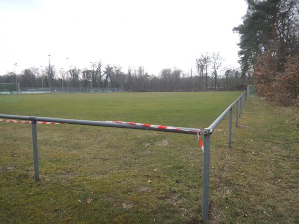 Kopp-Tours-Arena Nebenplatz 1 - Mörfelden-Walldorf