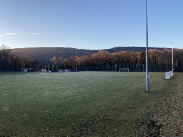 Sportplatz Chöpfli - Hofstetten
