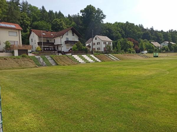 Waldsportanlage - Burgheim-Straß