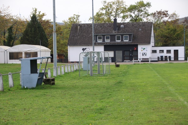 Sportplatz auf dem Weißenberg - Kreuzau-Untermaubach