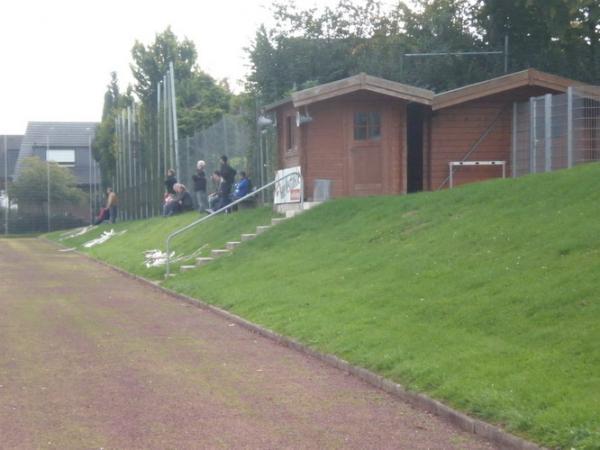 noch ohne Tribüne