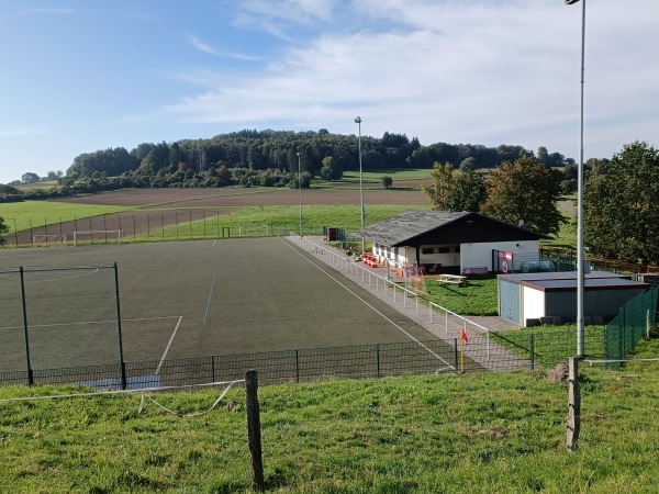 Sportplatz Am Buchholz - Mengerskirchen-Winkels