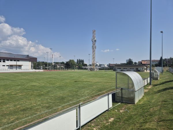 Gemeindesportplatz Port - Port