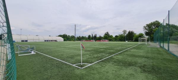 Stadion Miejski w Piasecznie Boisko obok - Piaseczno 