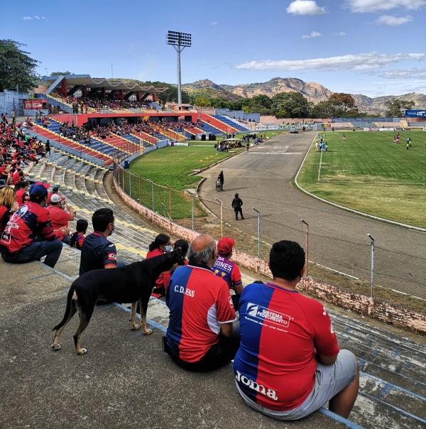 Estadio Oscar Alberto Quiteño - Santa Ana