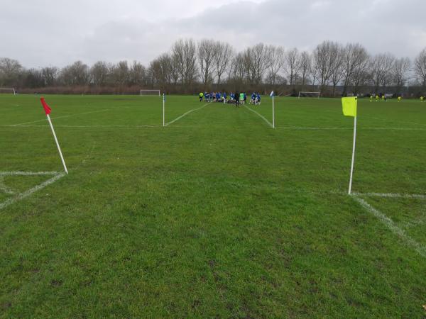 Hackney Marshes pitch S9 - Hackney Wick, Greater London