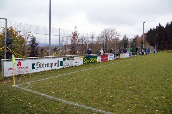 Otto-Knüpfer-Sportplatz - Markneukirchen-Wernitzgrün