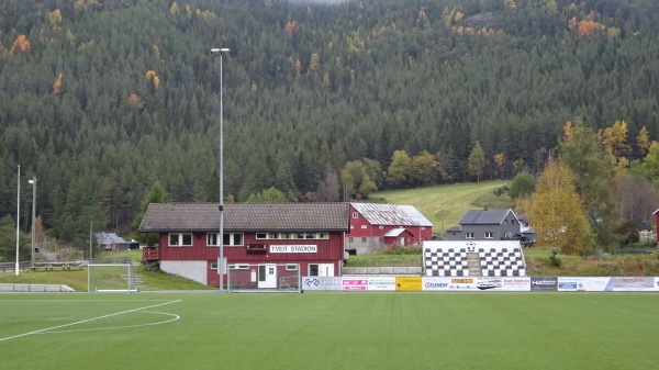 Tveit stadion kunstgress - Ryfoss