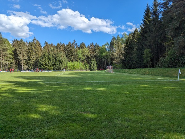 Waldsportplatz - Neuensalz-Zobes