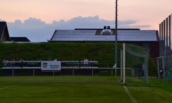 Sportplatz Tanneck - Elsdorf/Rheinland-Etzweiler