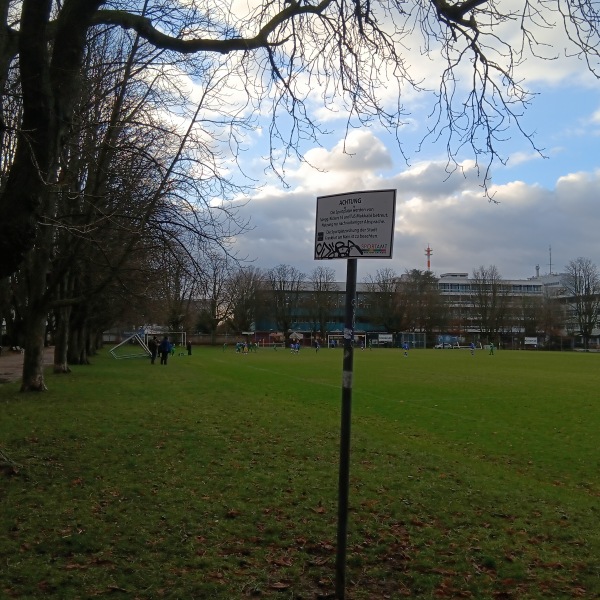 Sportanlage Bertramswiese Platz 2 - Frankfurt/Main-Dornbusch