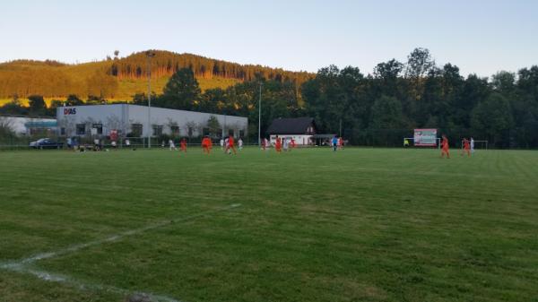 Sportplatz Gewerbegebiet - Lennestadt-Trockenbrück