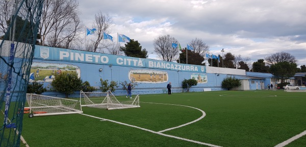 Stadio Comunale Mimmo Pavone e Alessandro Mariani - Pineto