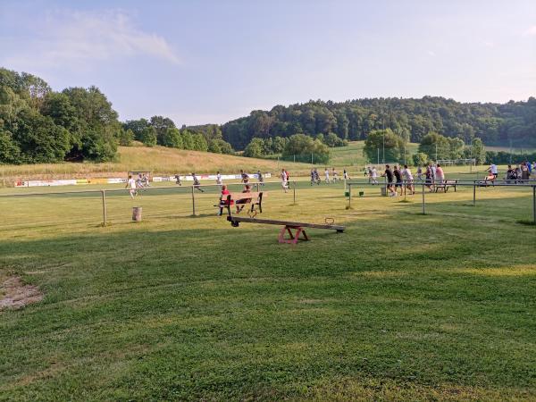 Sportplatz Pertlstein - Pertlstein