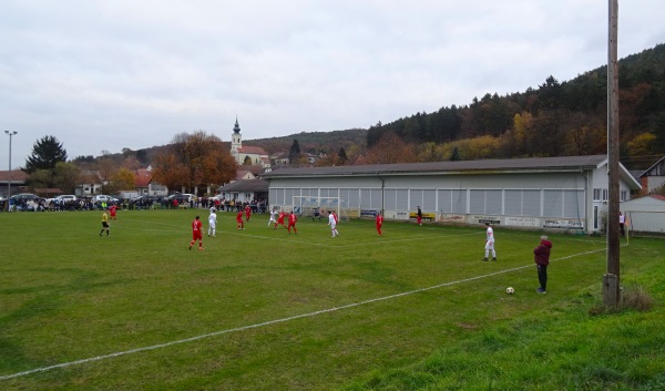 Sportplatz Badersdorf - Badersdorf