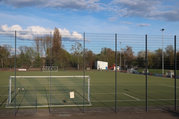 Hubert-Schäfer-Sportpark - Neuss-Weissenberg