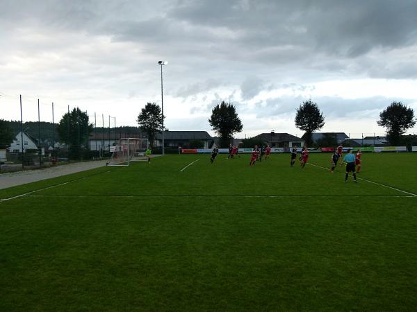 Sportplatz Schönbacher Straße - Breitscheid/Hessen