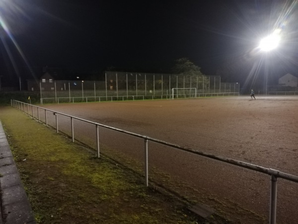 Bezirkssportanlage Haus-Knipp-Straße Platz 2 - Duisburg-Beeckerwerth