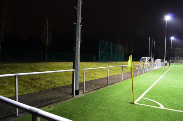 Sportplatz Straße zur Mühle - Troisdorf-Eschmar