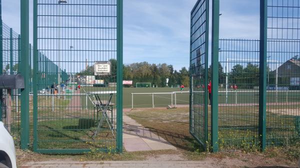 Ludwig-Jahn-Sportplatz - Werder/Havel-Glindow