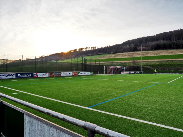 Reinhold-Schulte-Sportplatz - Eslohe/Sauerland-Reiste