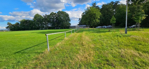 Sportplatz Liesenfeld  - Emmelshausen-Liesenfeld 