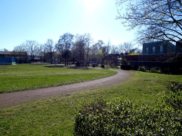 Sportplatz Schulen Gartenstraße - Siegburg