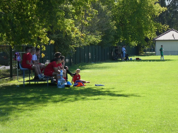 Stadion Miejski w Nowej Soli obok - Nowa Sól