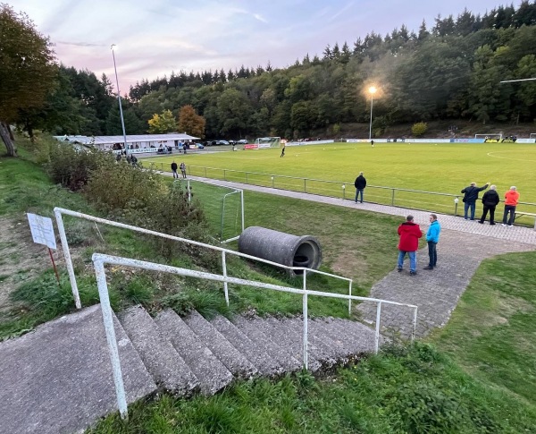 Sportplatz Hüffler - Hüffler