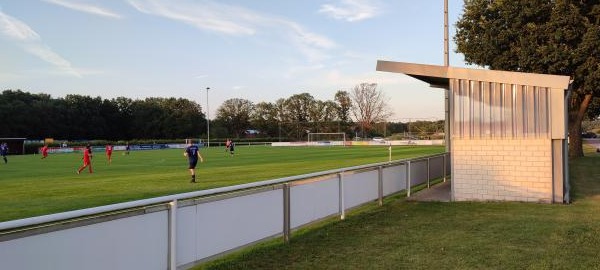 Sportanlage Karl-Jäger-Weg - Burgwedel-Engensen