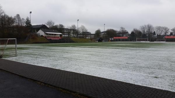 Sportplatz Landwehr - Wiehl-Drabenderhöhe