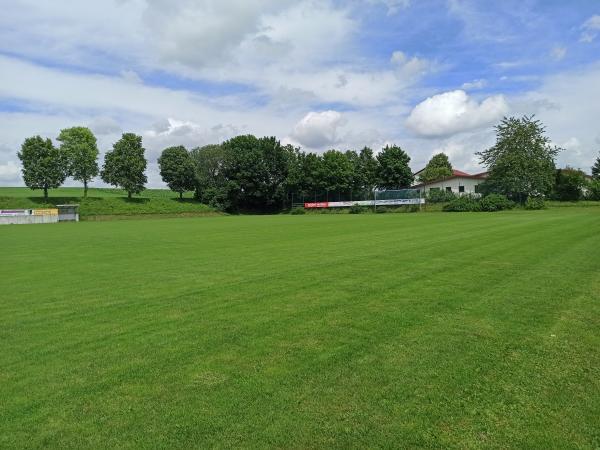 Sportplatz an der Mehrzweckhalle - Amerdingen