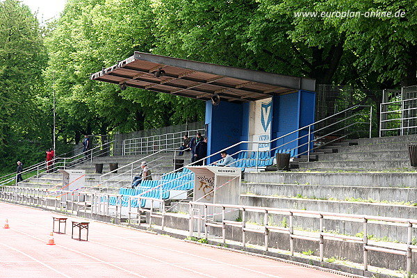 Friedrich-Ebert-Stadion - Berlin-Tempelhof
